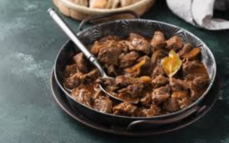Best Hungarian Food: Top Recipes, Dishes & Favorites favorite hungarian dishes