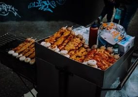 street food & local eateries