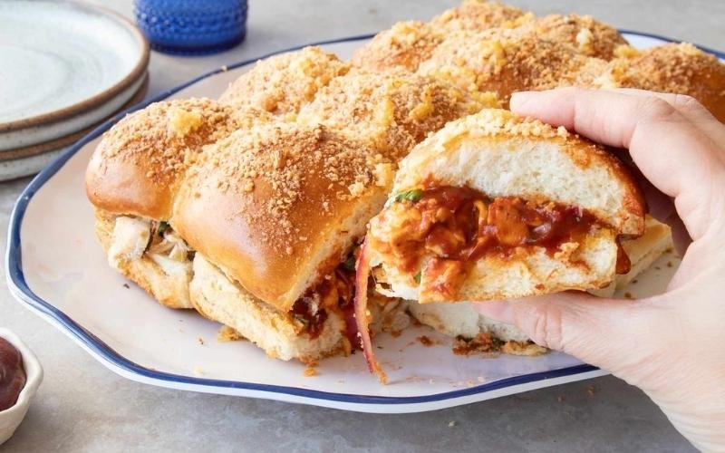 bbq chicken sliders