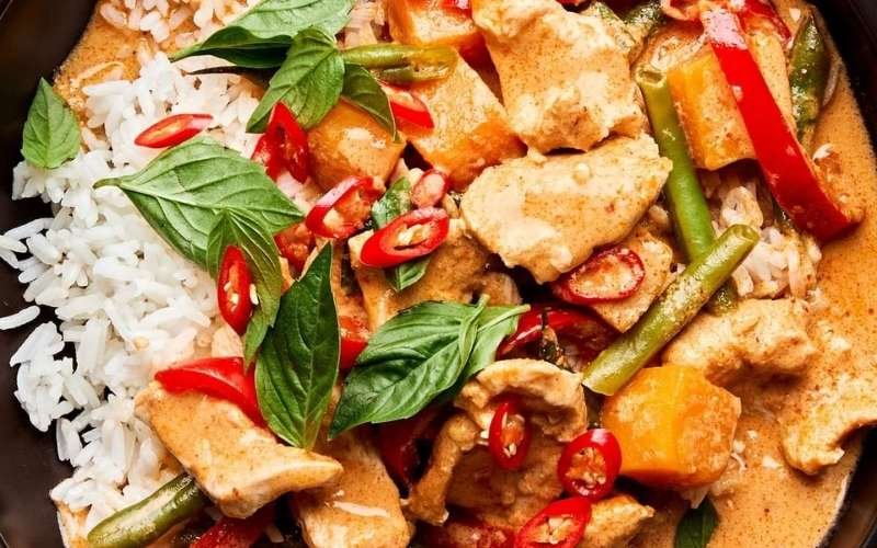 thai red curry in 15 minutes
